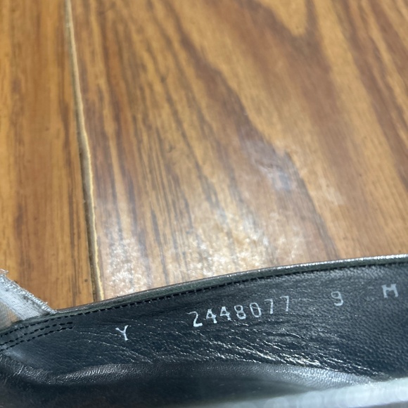 Stuart Whitman silver lace shoes with rhinestones - Picture 8 of 11